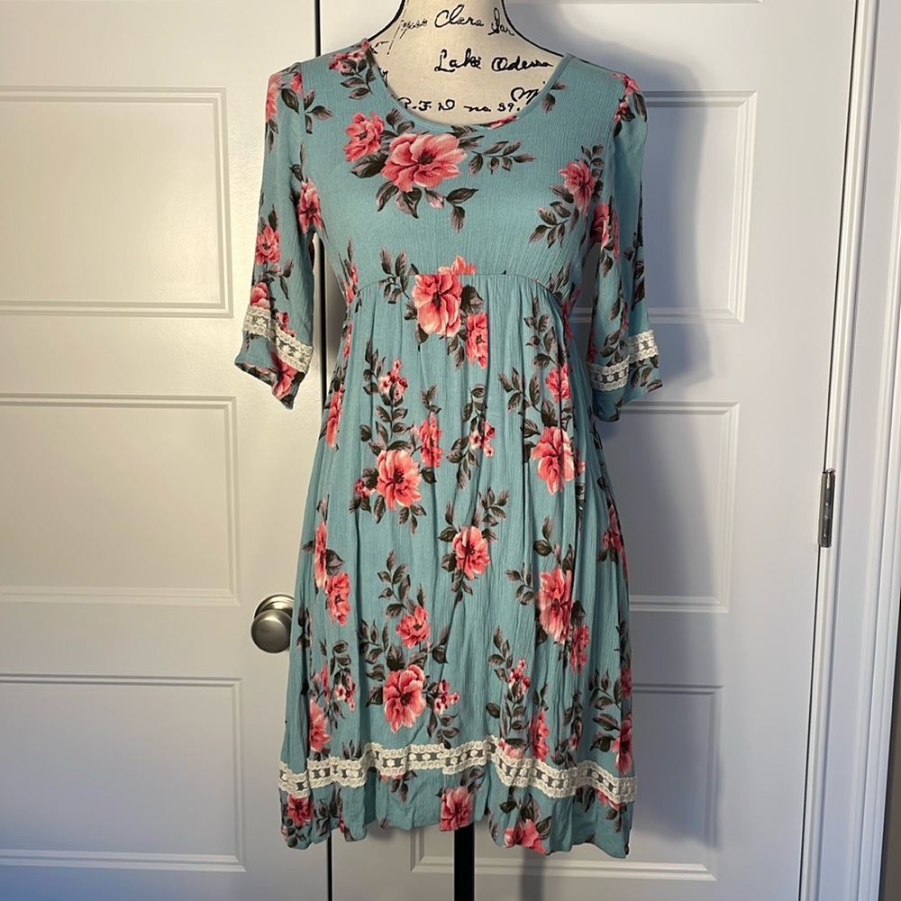 Chris & Carol blue and pink floral dress size small